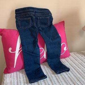 Like new, girls jeggings with ruffle detail